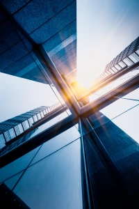 Obliczanie śladu węglowego w branży rozrywkowej: Jak przemysł filmowy i muzyczny walczy z globalnym ociepleniem